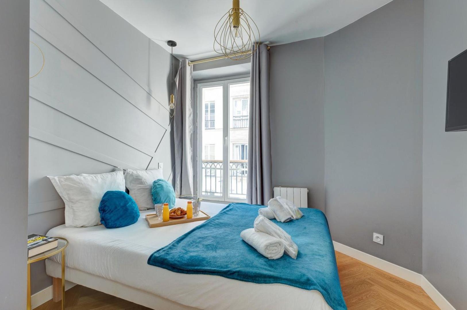 223 Rothschild - Superb In Appartamento *